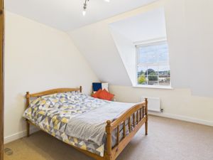 Bedroom- click for photo gallery